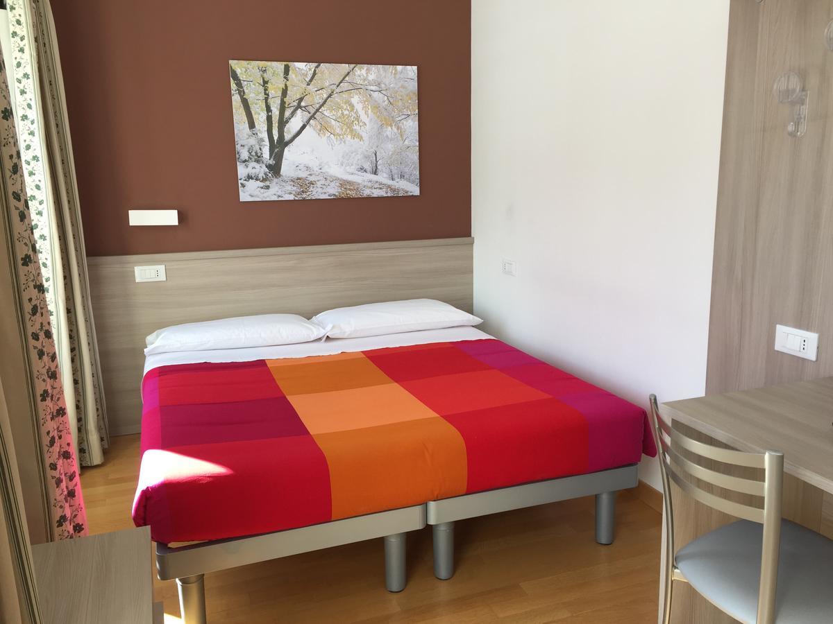 Bed and Breakfast La Vecchia Scuola à Villa d'Allegno Extérieur photo